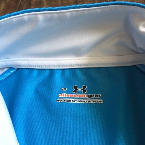 Under Armour Long Sleeve Pull Over Shirt - Picture 2 of 7